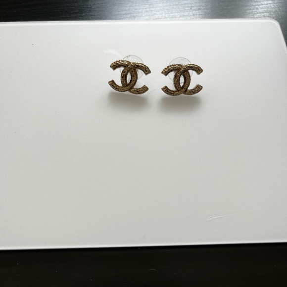 Chanel CC Logo earrings gold - Picture 1 of 4